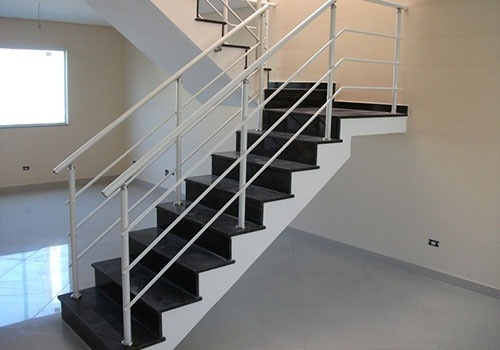 Corrimão de Alumínio em Americana | Santa Bárbara d'Oeste | Nova Odessa | Paulínia | Beto Manutenção de Alumínio